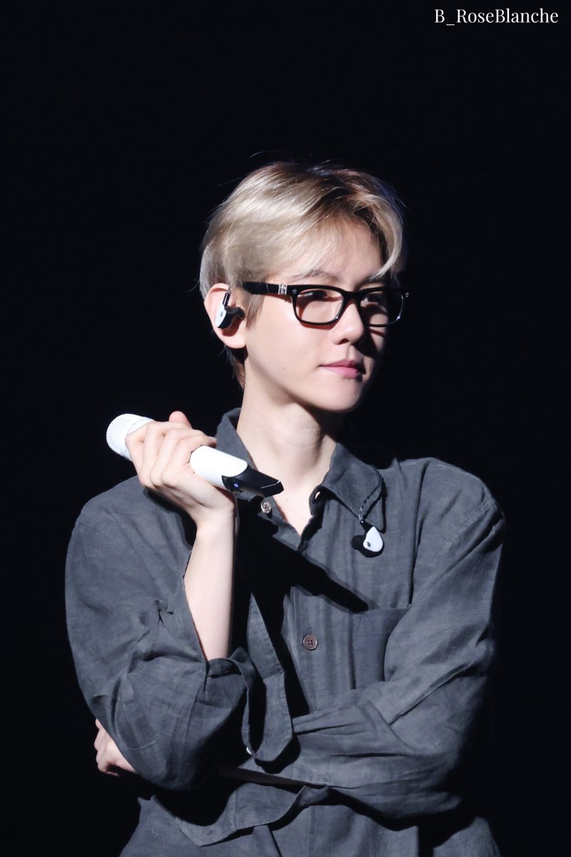 251013 Reverie Kobe  sound check

#백현 #BAEKHYUN #ベッキョン
<a href="/B_hundred_Hyun/">Baekhyun_EXO</a>