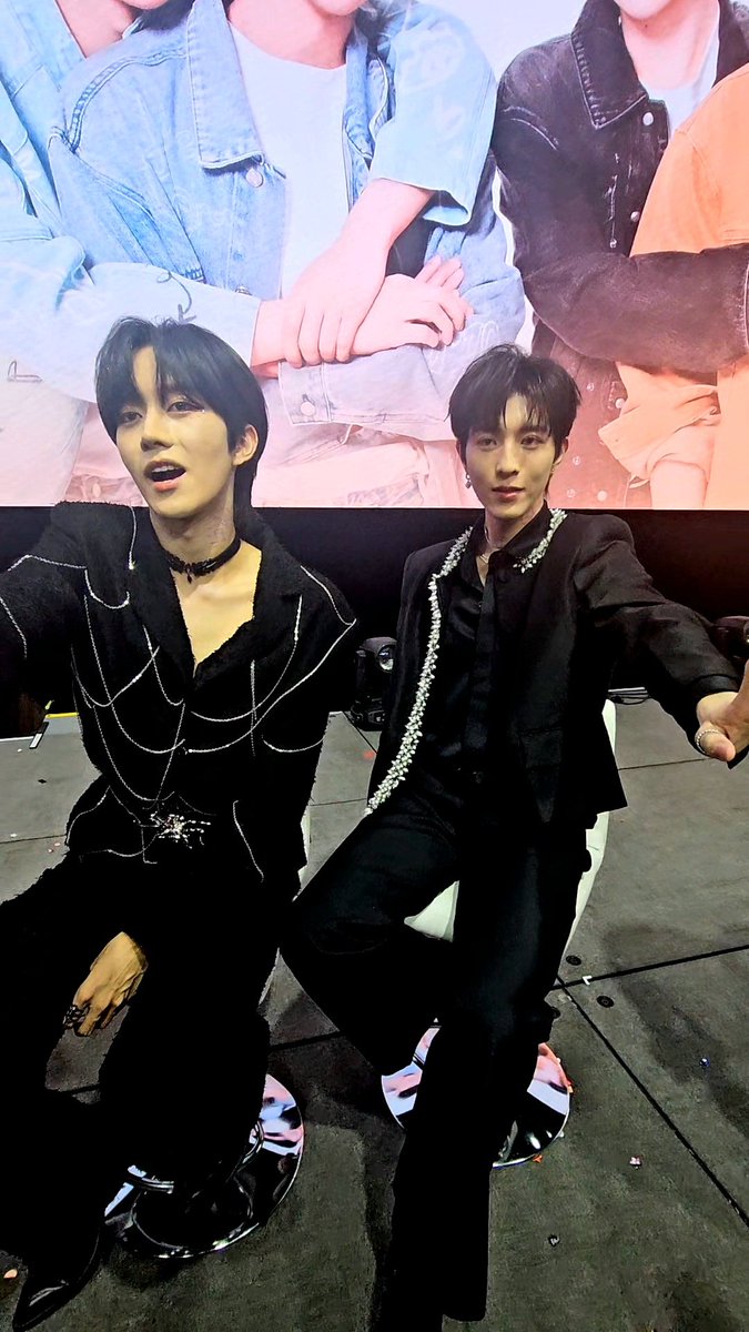 Ployly ❤️Hiro ❤️HuangXing tweet media