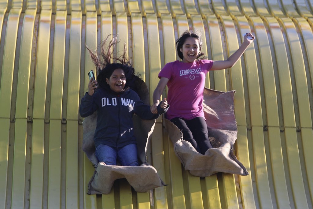 MSStateFair's tweet image. Day 11 was full of laughter, lights, and lasting memories! 🎡💫 The fairgrounds were buzzing with fun from morning to night — and we’re not done yet! Come see us tomorrow for the last day of the #GreatAmericanMississippiStateFair !!