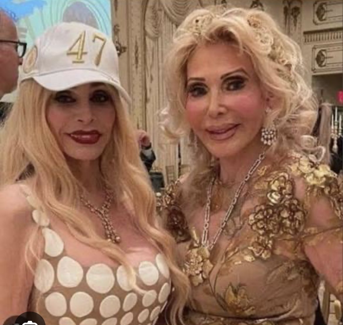 <a href="/JoJoFromJerz/">Jo</a> This is much weirder