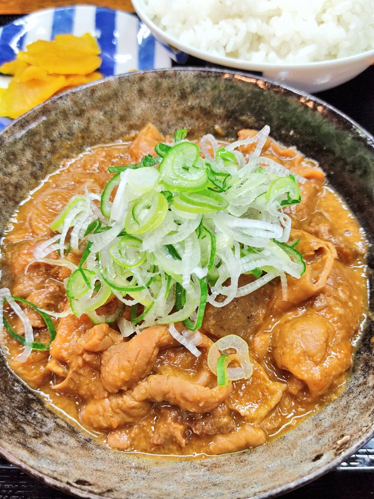 Rnyrg's tweet image. もつ煮込み定食！