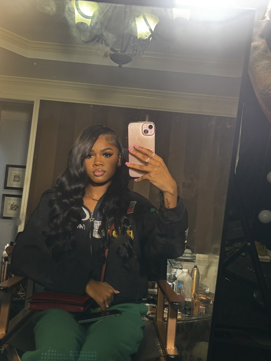 Caammrin's tweet image. No Ig so here ya go 🫦