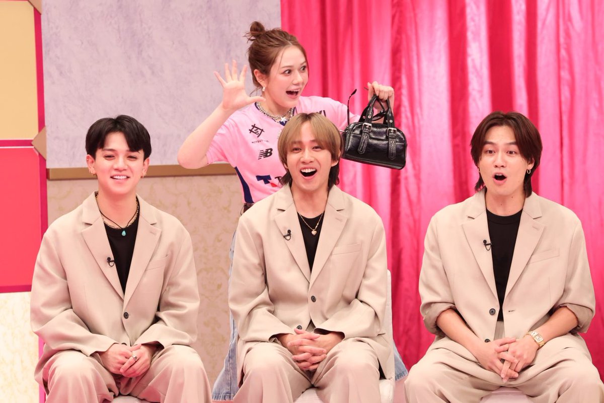 cancamjp_info's tweet image. Travis Japan、世界中で大流行“まねできるユニコーデ”バトル!「小物の使い方をまねしたい」「世界観もいい」絶賛コーデが続々
cancam.jp/archives/16712…
#CanCam