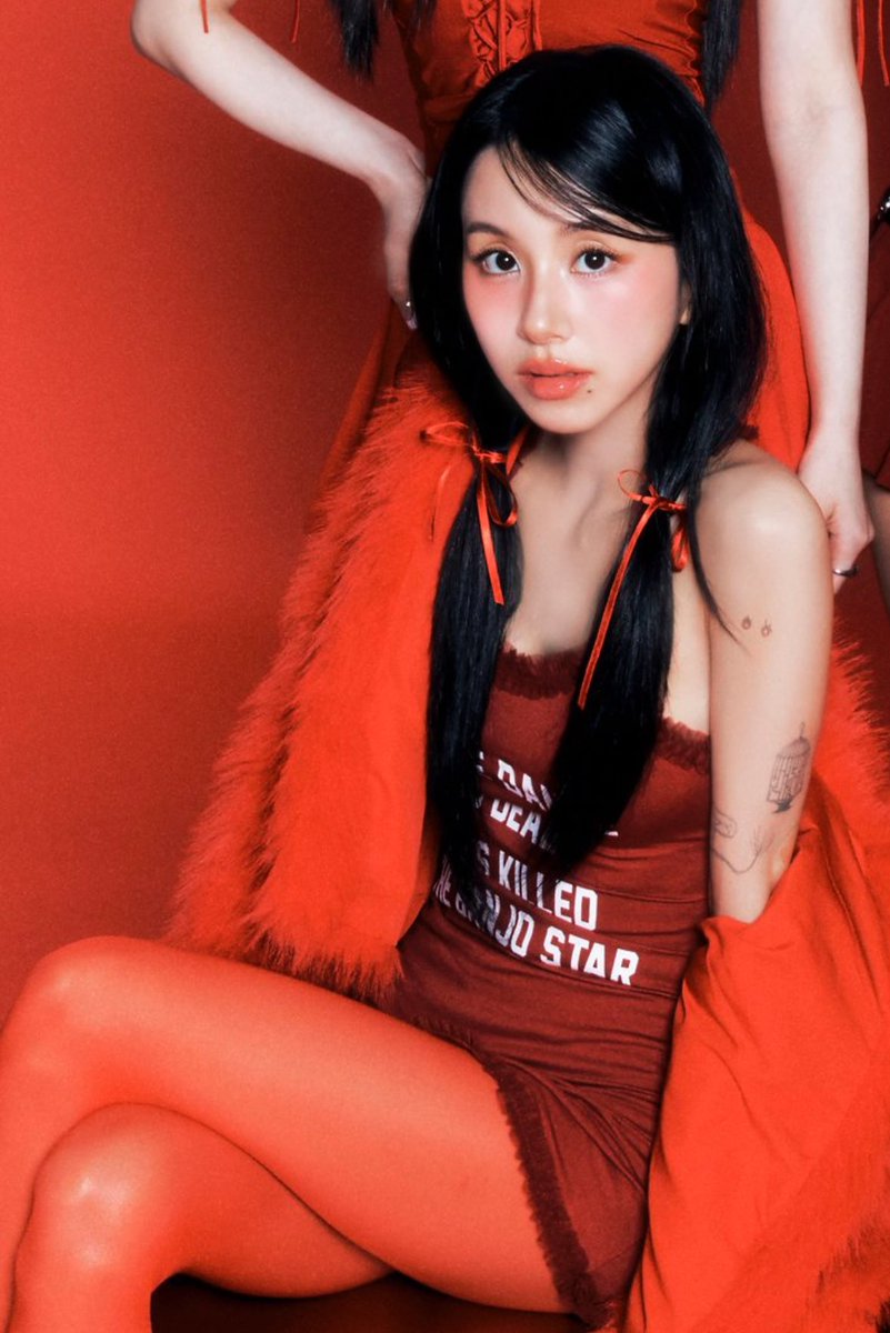 chaeyoung archive tweet media