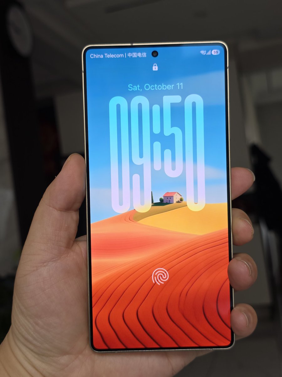 technicalbaz's tweet image. 🎁 PhoneWalls Pro Giveaway! 🎉

Giving away 10 codes for PhoneWalls Pro - the ultimate wallpaper app for Galaxy users 📱✨

To Enter 👇
1️⃣ Follow me
2️⃣ ❤️ Like this post
3️⃣ 💬 Comment “#PhoneWallsPro”
4️⃣ ♻️ Repost

🕒 Open till Oct 17, winners Sunday evening!

#PhoneWallsPro
