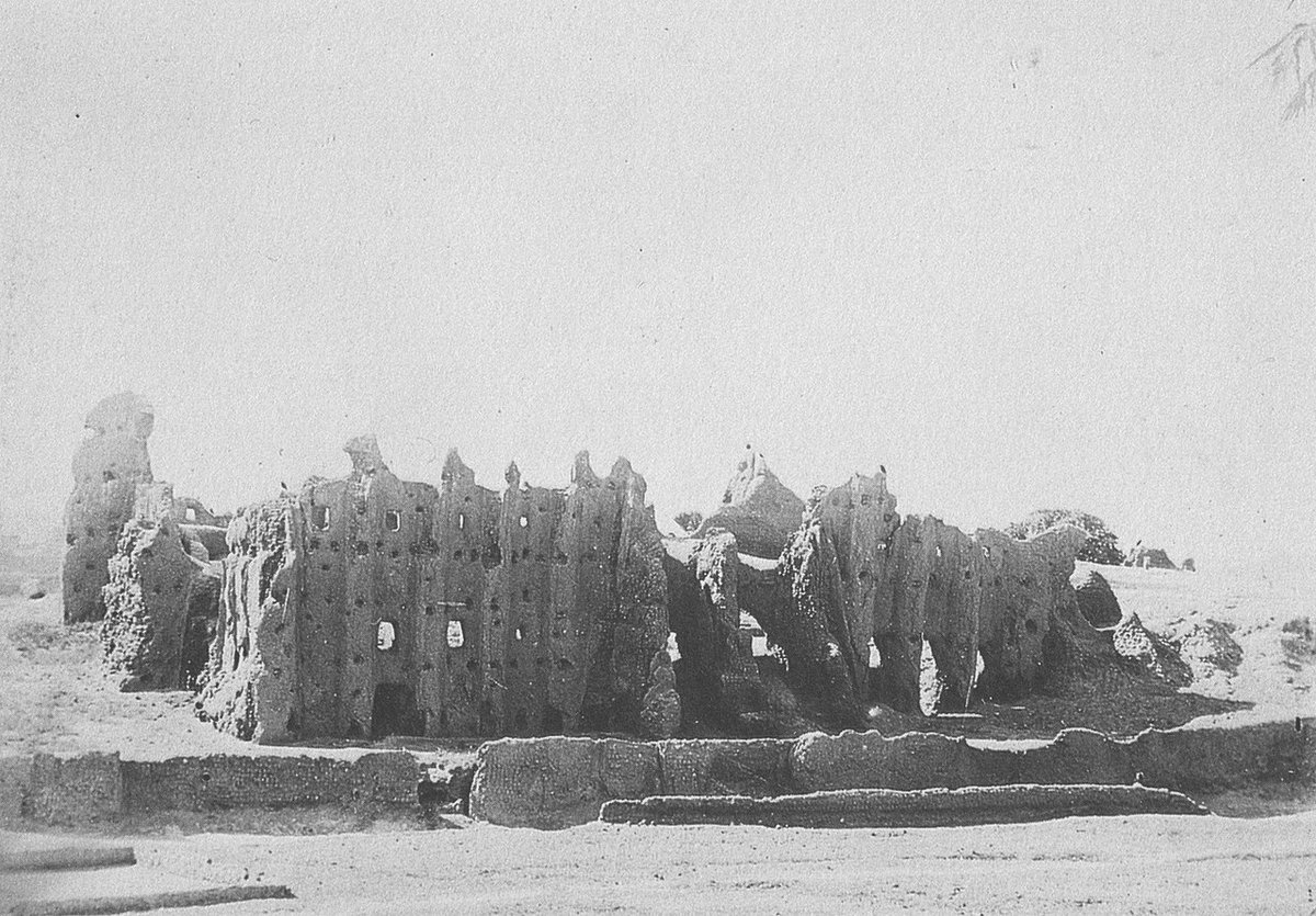 DoktorRichter's tweet image. The mosque is actually a reconstruction, because the original had fallen into disrepair.