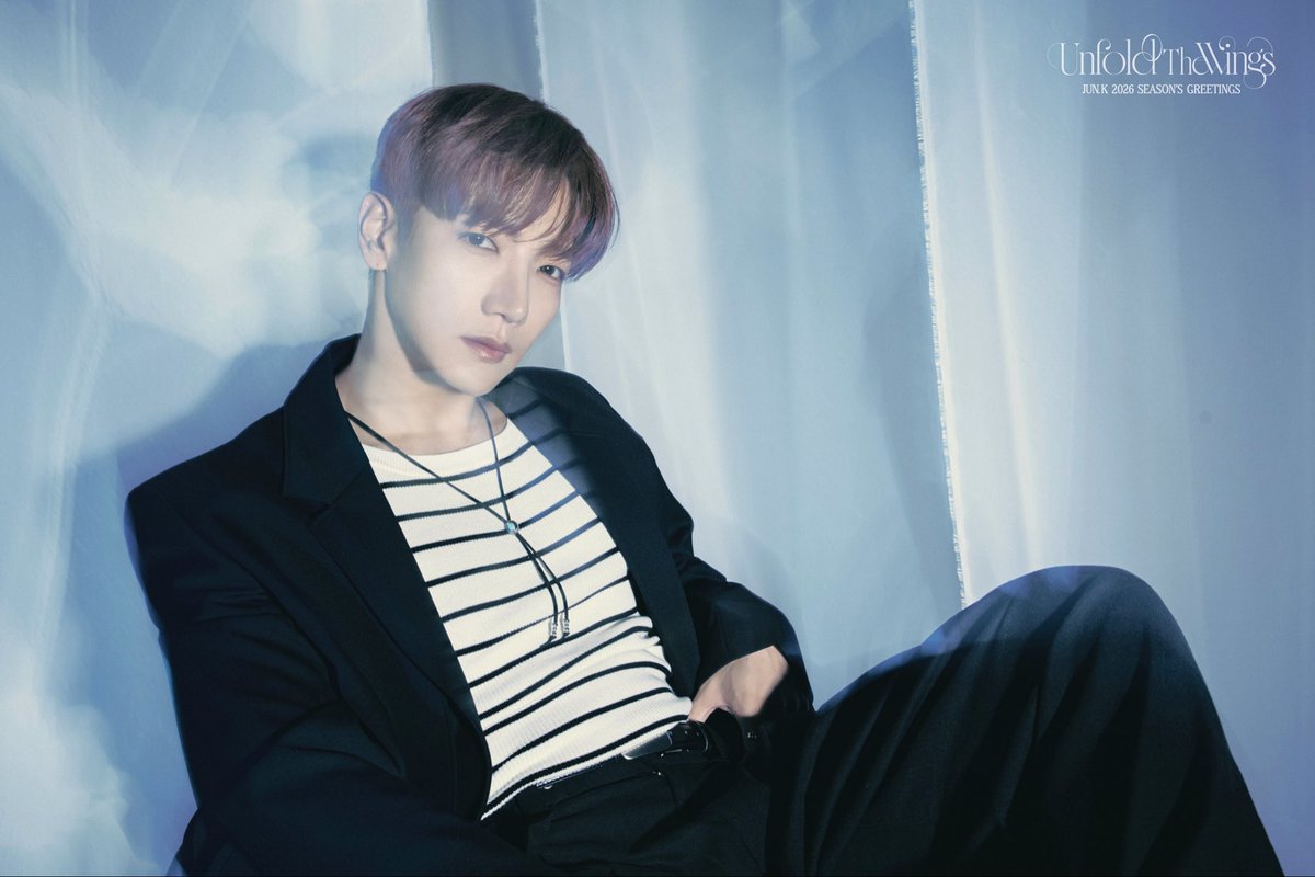 JUN. K 2026 Season’s Greetings
[Unfold The Wings]🦋
TEASER IMAGE ①
 
🗓️PRE-ORDER
25.10.23 THU 11:00 - 11.02 SUN 23:59 (KST)
 
#JUN_K #준케이
#2026SEASONSGREETINGS
#Unfold_The_Wings