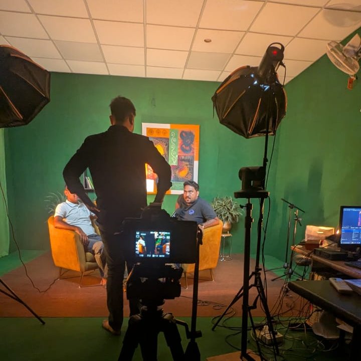 Yorvirendra_'s tweet image. Inviting all the startup founders who have built startup from 0 -&amp;gt; 1 in one frame , Because your story matters . 

#eptalk #podcast #story