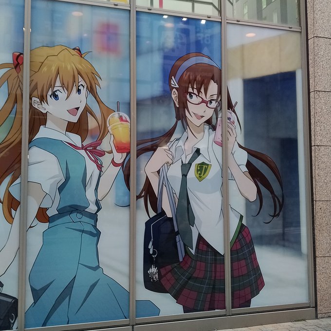 ロマンス漫画家、冬嗣先生。
取材に秋葉原なう!(●'ω`●) 