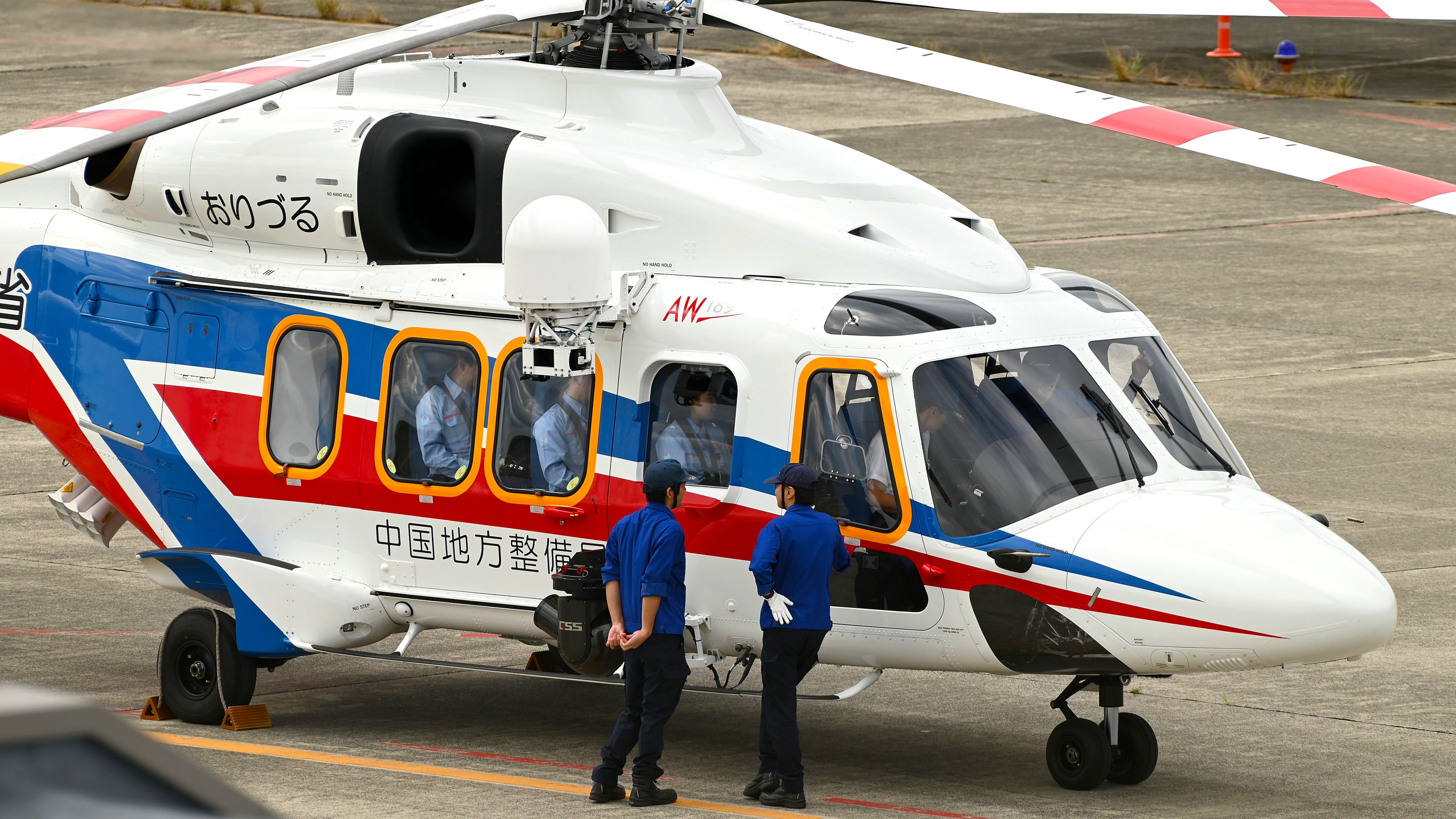 RJDC.ページ Repairing ZXkim81's C64 - YouTube