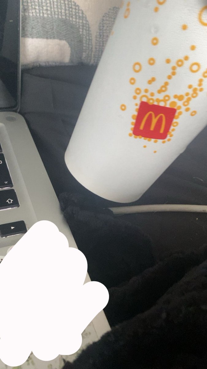 cinnamon_00771's tweet image. more mcdonalds, you can even see the receipt in the last photo LOL