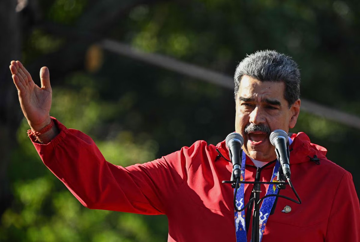 eluniversocom's tweet image. Nicolás Maduro tilda de ‘bruja demoníaca’ a María Corina Machado tras ganar el premio Nobel de la Paz ow.ly/SCk250XajO3