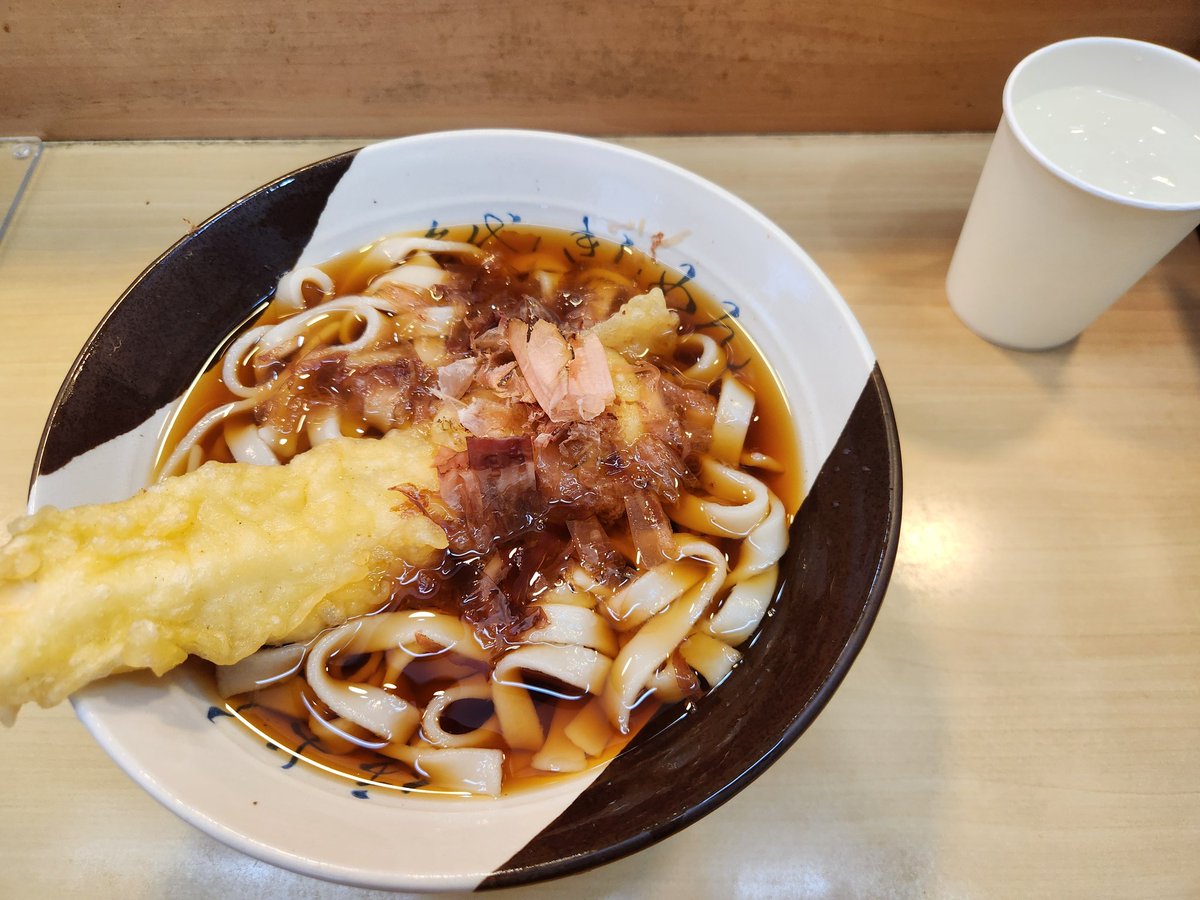 bsup_mpan's tweet image. 名古屋駅のきしめん！
#おいしいはやさしい