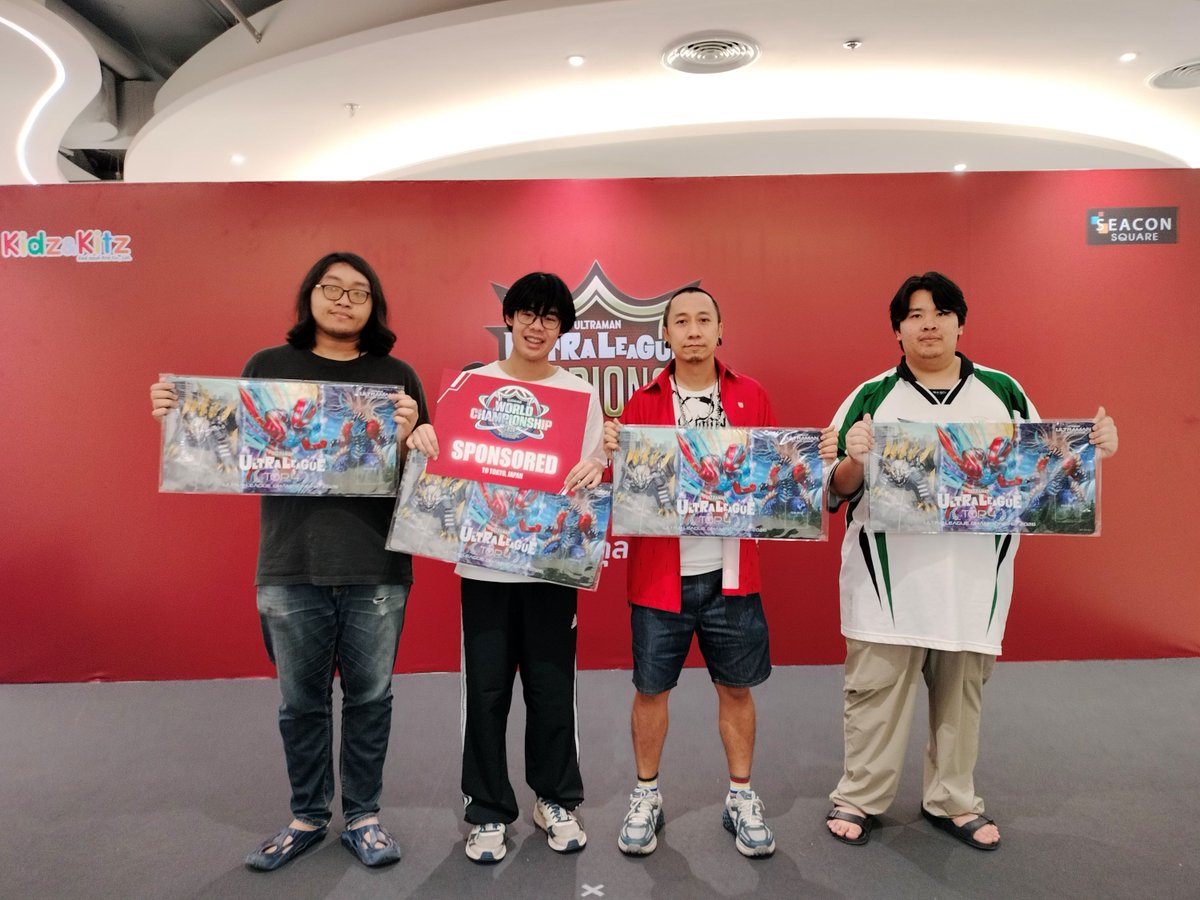 ucg_en's tweet image. ◢◤#UltramanCardGame◢◤
⚔️ULTRA LEAGUE CHAMPIONSHIP THAILAND⚔️
Congratulations to the following players on their incredible performances!
🥇Kennianto
🥈EX
🥉Argentum
🏅Time
They have earned an invitation to the Ultra League World Championship that will be held Tokyo, Japan in…
