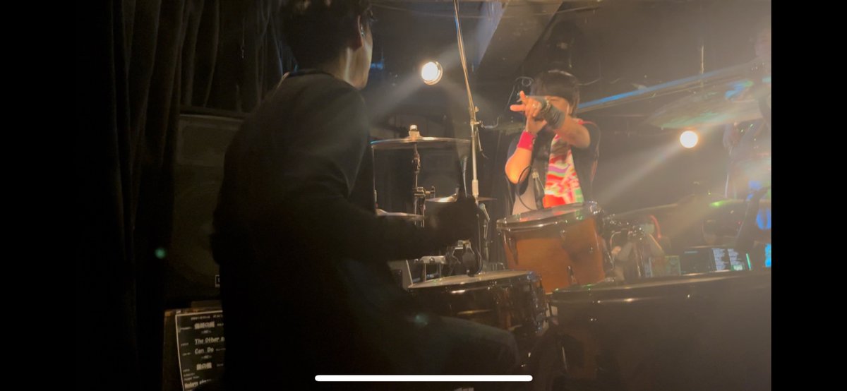 knsk031's tweet image. 10/11(土)CROSS ROCKS vol.81
GRANRODEOのコピバンで出演させていただきました！！
熱い漢たちの集いはいかがだったでしょうか？？僕はバリ楽しかったです

幸せな一日を皆様ありがとうございました♪またお会いしましょう！

歌うま漢タカさんとのツーショも添えて(๑･̑◡･̑๑)