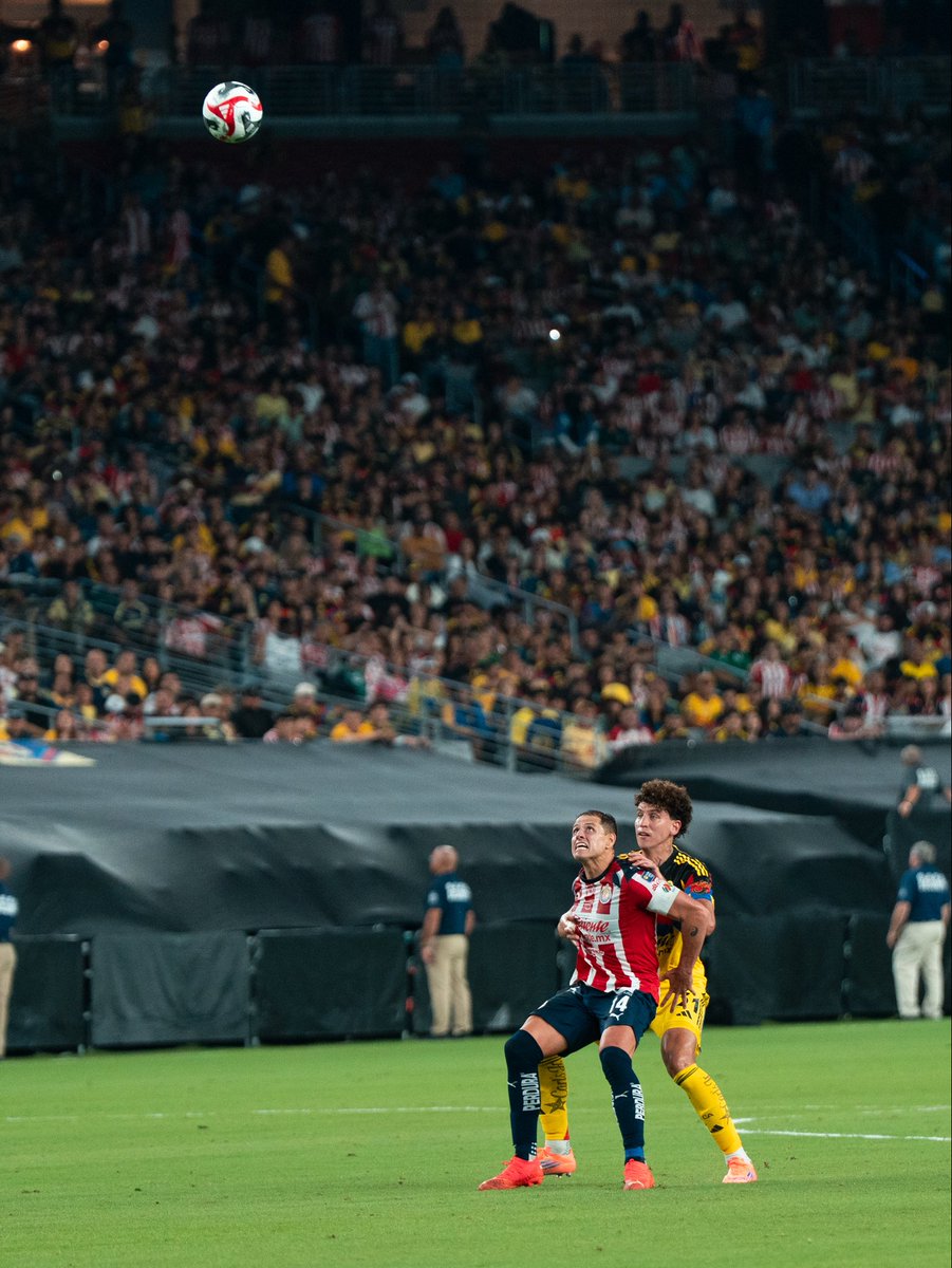 luiscah__'s tweet photo. @ClubAmerica 1 - 1 @Chivas 
State Farm Stadium, AZ - 10/11/25
📷 https://t.co/v8zwgynH3g