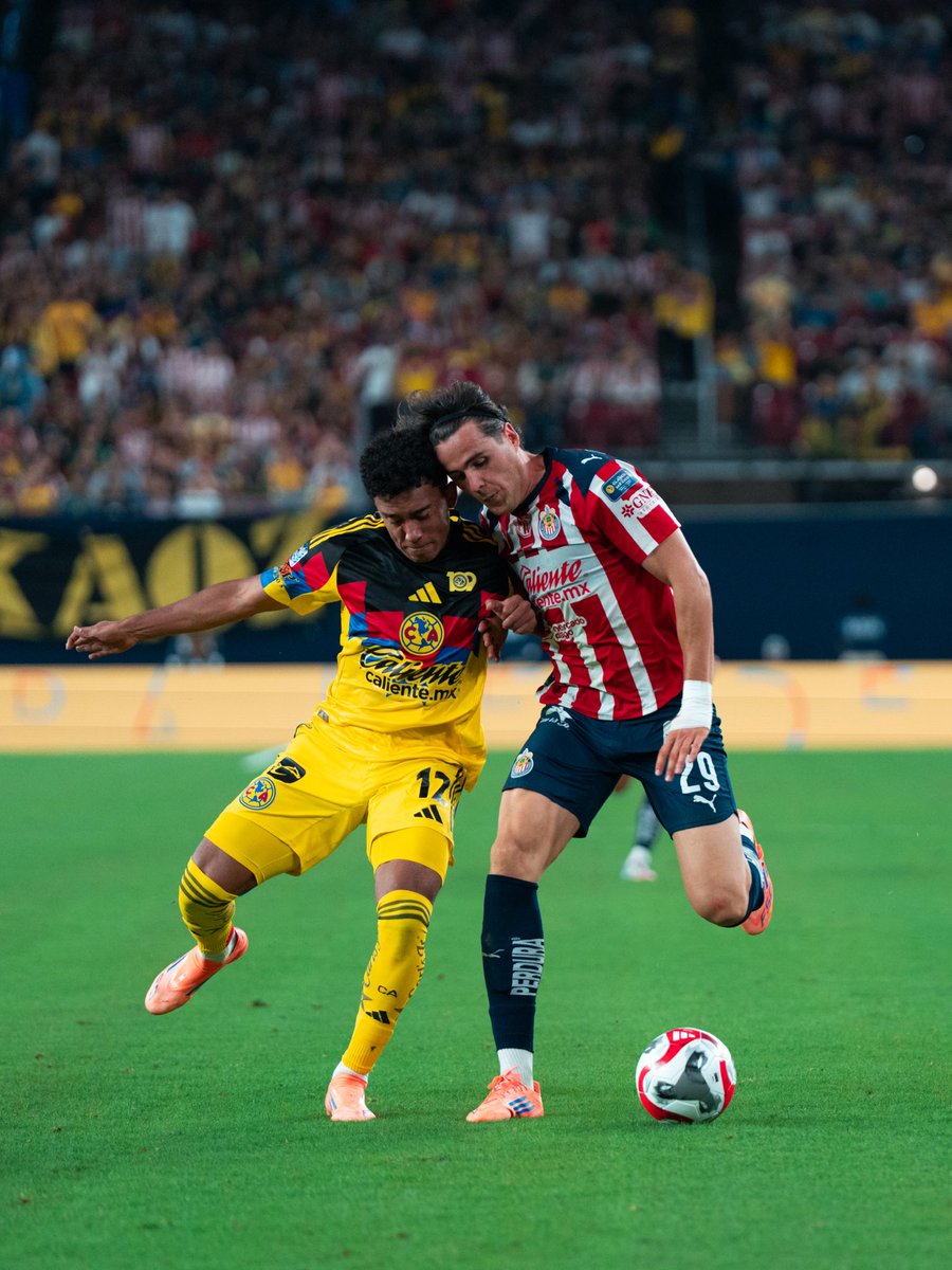 luiscah__'s tweet photo. @ClubAmerica 1 - 1 @Chivas 
State Farm Stadium, AZ - 10/11/25
📷 https://t.co/v8zwgynH3g