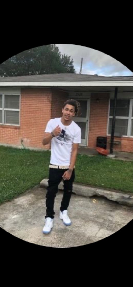 xGlass2k's tweet photo. This Is The Hood Rat Scammer😭😭💀
@chiraqhitter Fuck You🤬 https://t.co/mXsrmV5zU4