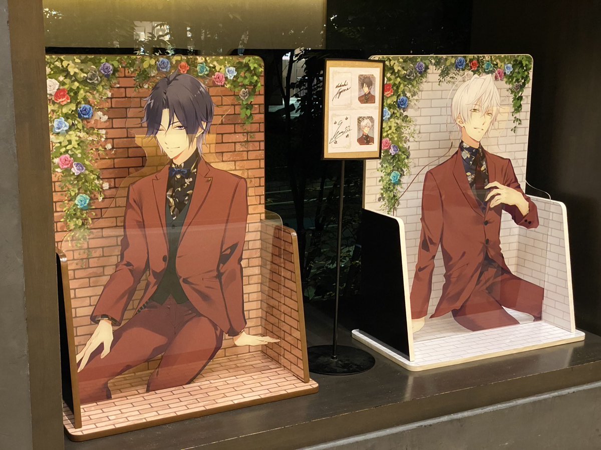 sqstage's tweet photo. #LUNAFES2025 ～NOBLE FLOWERS～💐👔
／
📢　Grand Garden（グランガーデン）アクリルスタンド　
　　  #ツキステ。15幕 会場（日本青年館ホール）で実物の展示決定🌙🎉
＼

1階ロビーにて、始と隼の2体を展示いたします！
ぜひ、会場にお越しの方はご覧ください👀🌸

詳細はこちら👉https://t.co/vd8cOGtS07