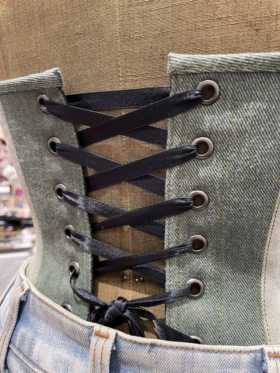 シエロ tweet media