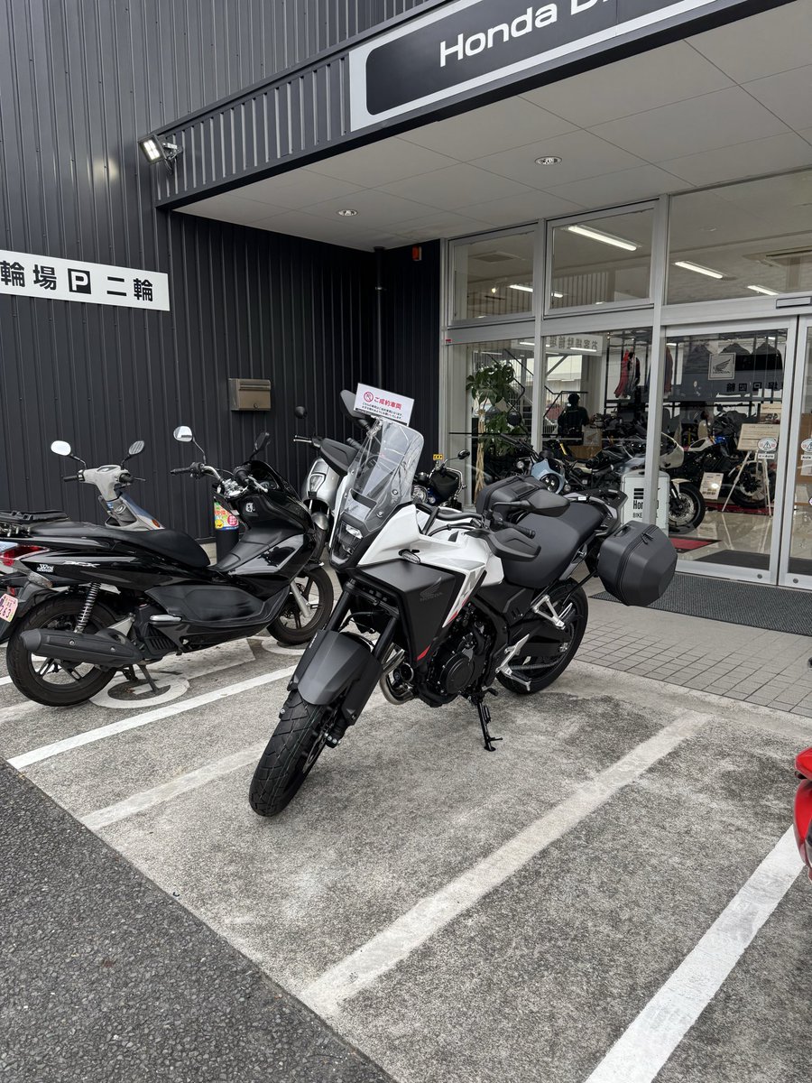 springboardjp's tweet image. 迎えに来たぞ！オラのNX400！
カッコ良すぎだろ！