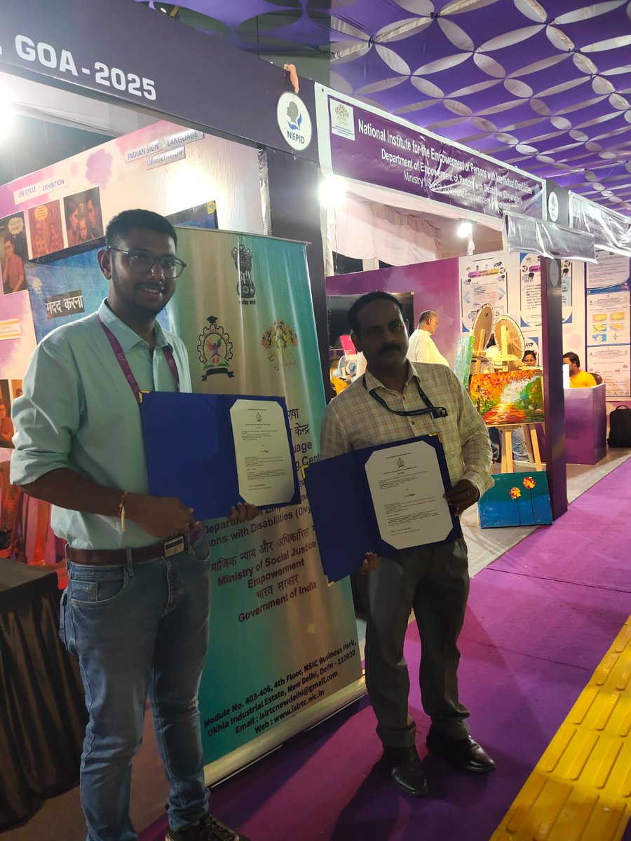 islrtc's tweet image. 🤝 ISLRTC, New Delhi (under DEPwD, MSJE), signed an MoU with IncluSign Innovations LLP on 9 Oct 2025 during the International Purple Fest, Goa.
The collaboration aims to promote ISL literacy, accessibility & empowerment for the Deaf community. 💙
#ISLRTC #PurpleFest #Inclusion