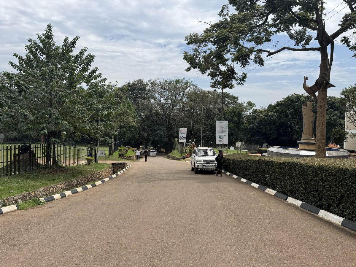 DICTSMakerere's tweet image. A great morning from @Makerere hill.

Napoleon once said:

“Nothing is impossible to the person who backs desire with enduring faith.”

As you #BuildForTheFuture may your faith lead you to make bold steps.

Faith backed by action gets things done.