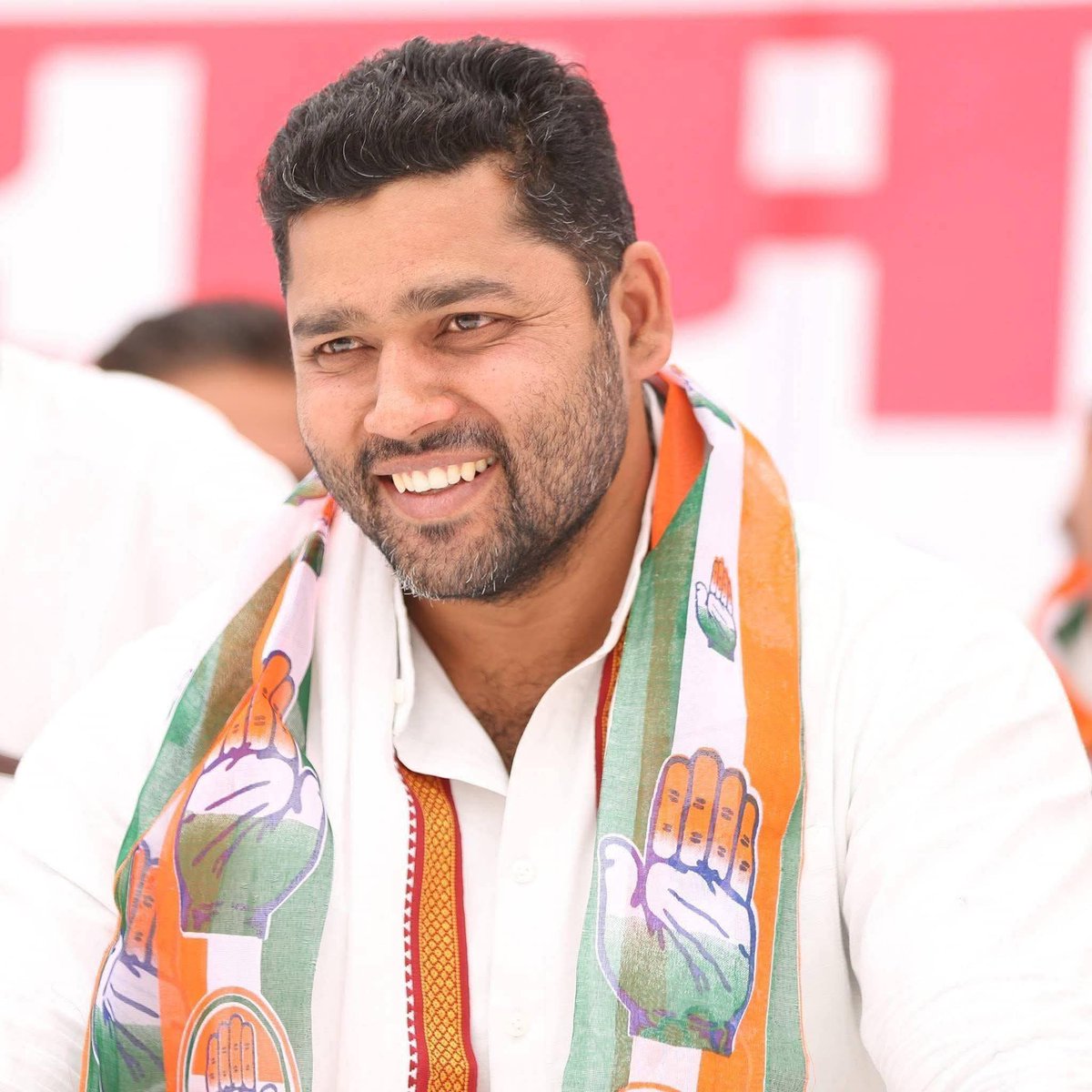 हिंडोली-नैनवां विधायक एंव पूर्व मंत्री श्री अशोक चाँदना जी को जन्मदिन की हार्दिक बधाई एवं शुभकामनाएं।
मैं आपके स्वस्थ एवं दीर्घायु जीवन की कामना करती हूँ।
<a href="/AshokChandnaINC/">Ashok Chandna</a>
