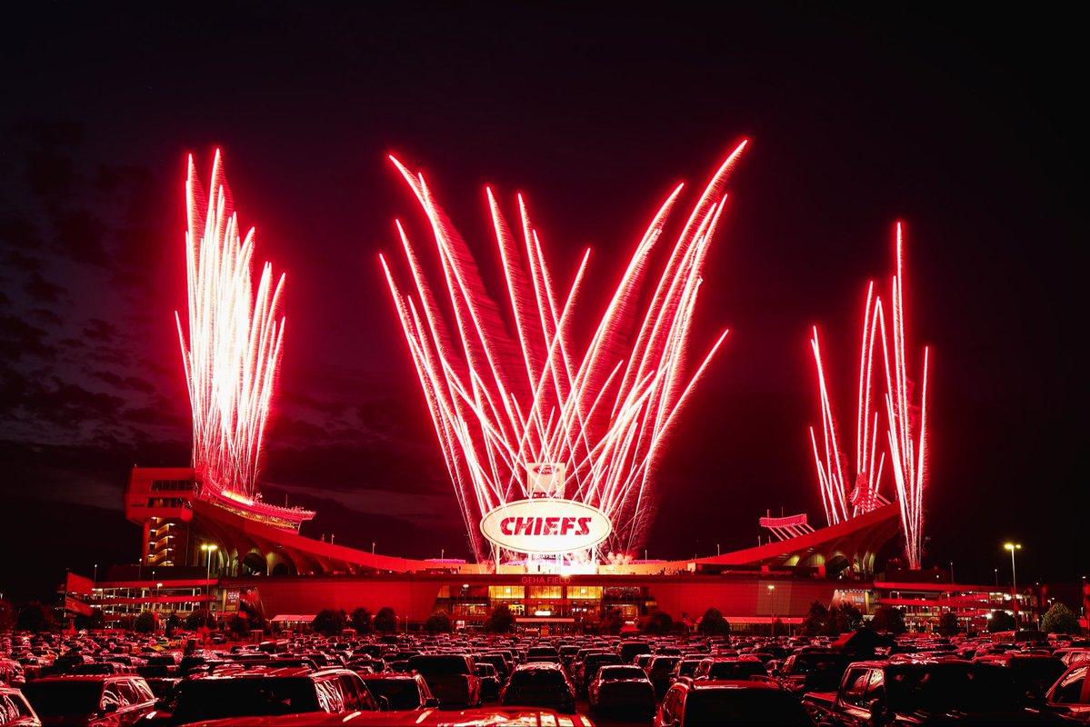 What a night. 

See you back here next week, Chiefs Kingdom ❤️ 