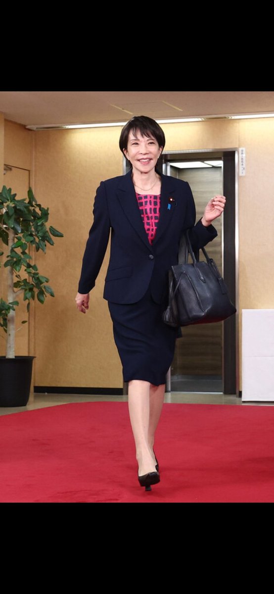 高市自民党総裁を応援する方、いいねをお願いします。
高市総裁は燃えてますよ。