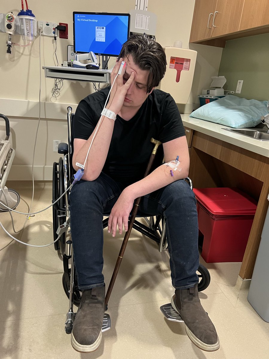 Amothersanthem's tweet image. Dear, @delbigtree, @stkirsch, @MarieAngelaW1 @DrAndyWakefield
@uTobian thank you all for calling my terminally ill Covid-19 vaccine injured son Cody today on his birthday. It means more to him and to our family than you can imagine.
Young Cody was gaslighted and deserted by…