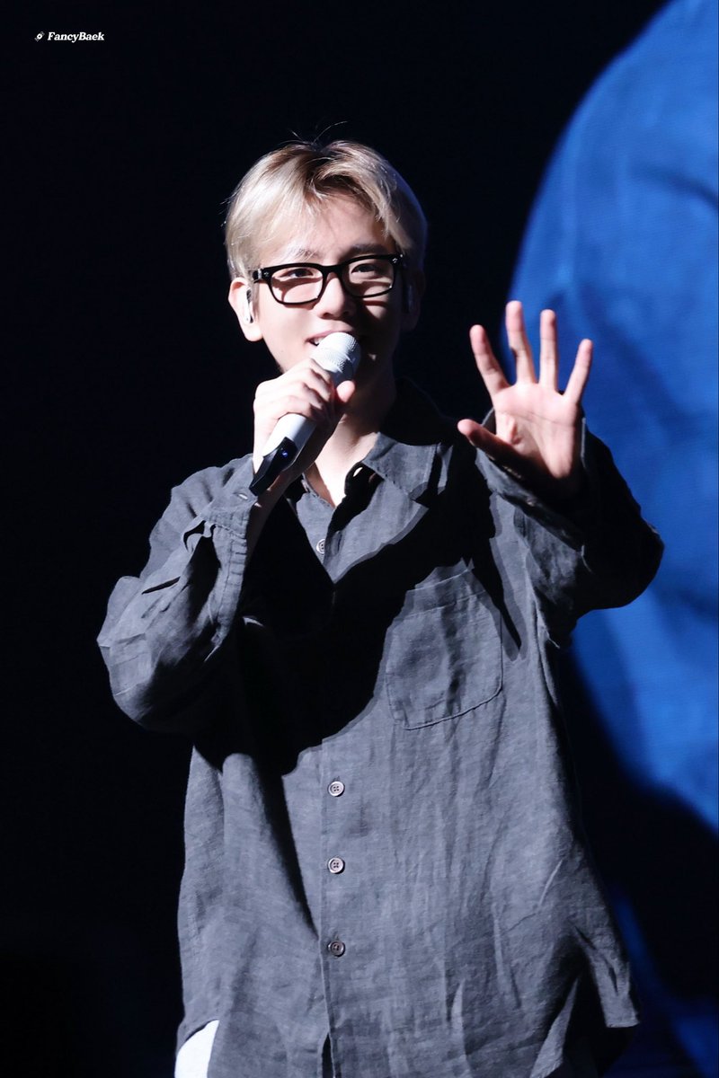 FancyBaek tweet media