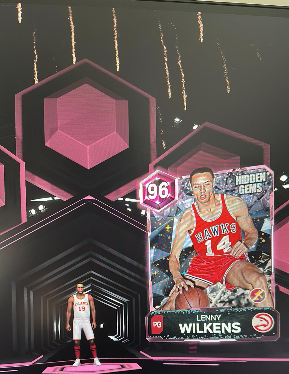 2kLineupLab's tweet image. Just finished gauntlet. Got a PD hidden gem
Who the fuck is this!