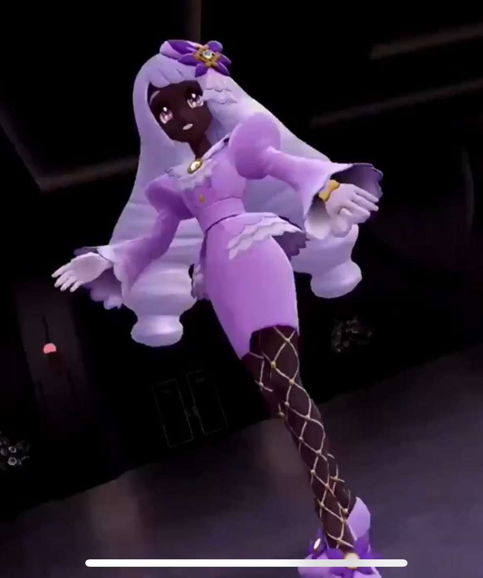 grodriguezlg's tweet image. Girl fkk clefable WHOS THIS OMGGG