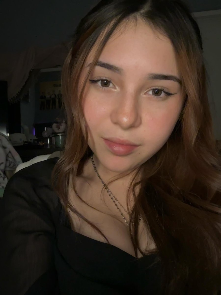 buli3456's tweet photo. #nudes #nsfw #nsfwtwt #teen #latina #nsfwacc https://t.co/tCB7PmuX1M