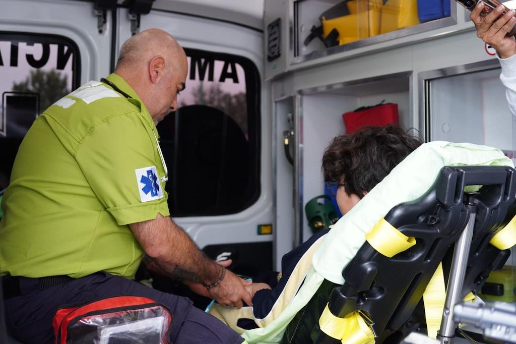 🔴 #AlMomento l 🚑 Con casi medio siglo de servicio, el #SUEM se consolida como referente en atención prehospitalaria y rescate, con más de 15 mil personas atendidas en lo que va del año.❤️🤝 Profundiza en el tema aquí 👇

hgrupoeditorial.com/gobierno-del-e…