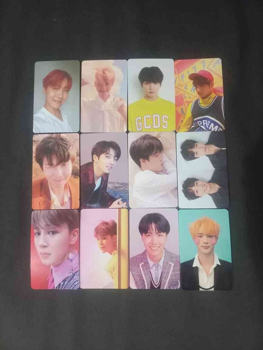 ryuuzukaa's tweet photo. WTS 
Album BTS Loveyourself HER / ANSWER unsealed lengkap + official poster 

Set PC Samsung Galaxy S21 x BTS official photocard

HER: 450k 
ANSWER: 600k 
S21 x BTS PC: 100k nett isi 8 PC

bisa nego
lok klp gading / kirim 🍊🍏
#wts #BANGTAN #BTS #방탄소년단 #album #official https://t.co/6lR4697atj