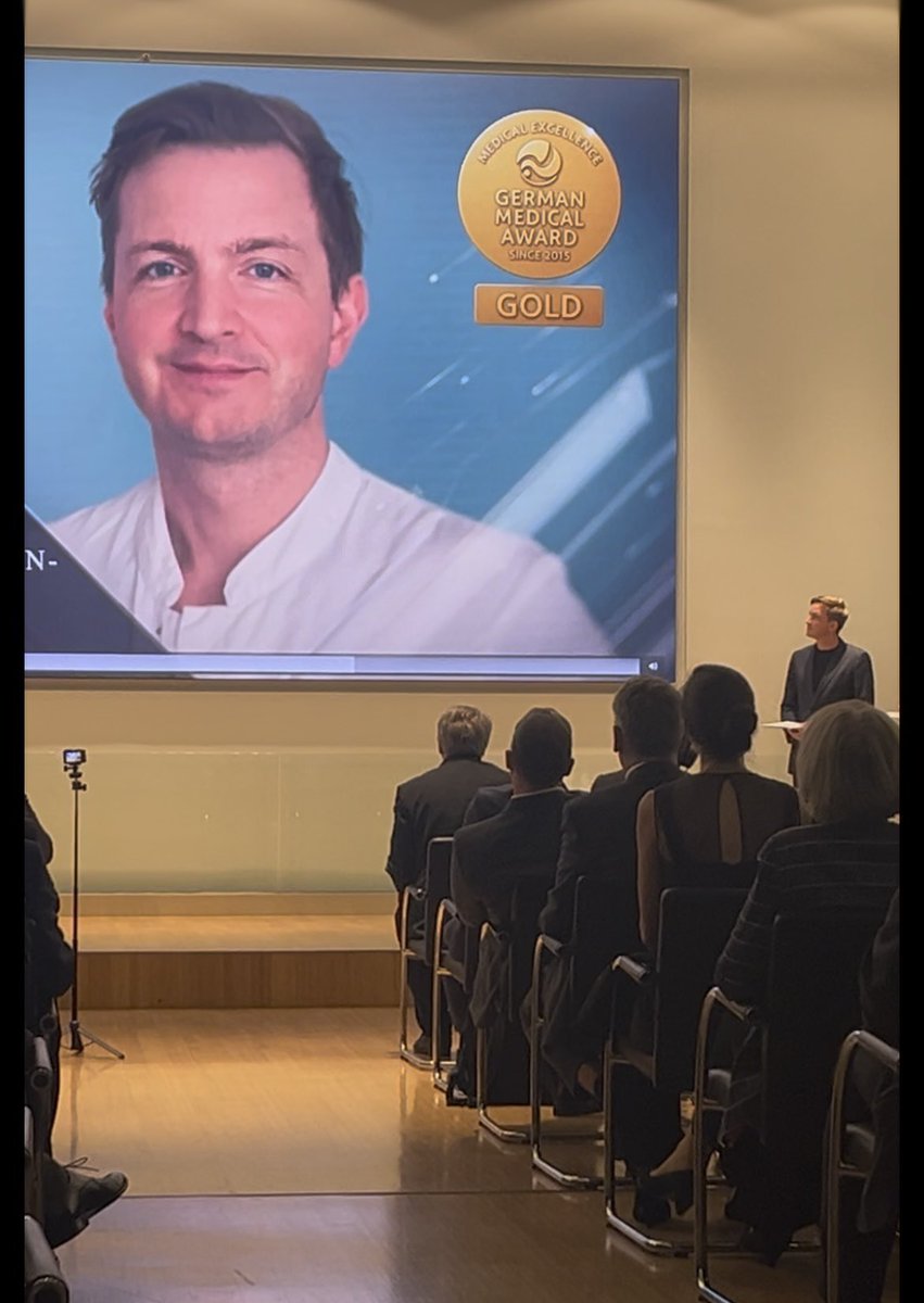 ChristianHeeger's tweet photo. What an incredible evening in Düsseldorf!
I’m truly honored that our collaboration #peQasus was rewarded with the #German_Medical_Award 2025! 🥇 

👉Thanks to all collaborators of this great large-scale project! @RolandTilz @chris_sohns @Phiso_de et al. https://t.co/LuI5sYaWGG