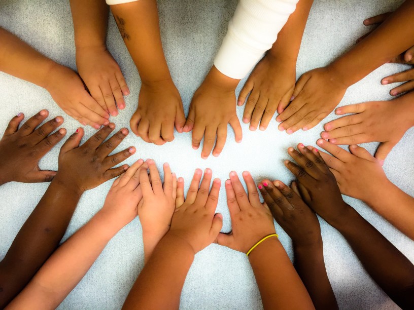 Retrouvez la 4èmé page de l'"Info'Culture" 2025-2026 du <a href="/Lycee_Poincare/">Lycée Henri Poincaré</a>, sur shorturl.at/ZU4Lp #culture <a href="/AAcnancymetz/">DAAC Nancy-Metz</a>