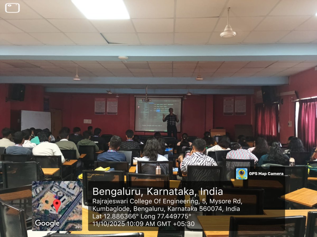 rrceblr's tweet image. 🎓💻 #RRCE CSE – Day 2 of #SDP “Python: Zero to Job Ready” 🐍✨

Students explored advanced Python in interactive, hands-on sessions with Mr. Karthik Kumar, mastering coding skills and boosting job-ready expertise for real-world applications! 💻🌟

#PythonTraining #TechInnovation