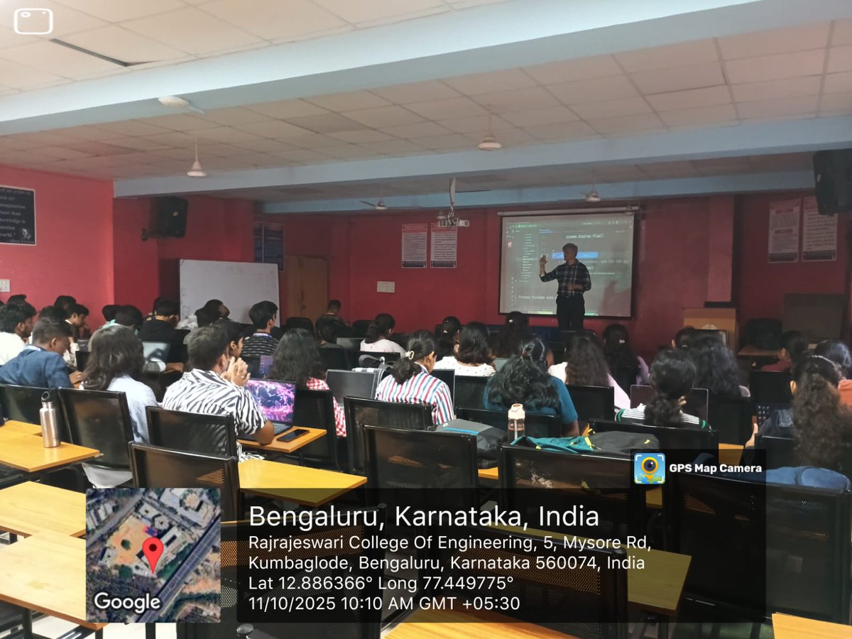 rrceblr's tweet image. 🎓💻 #RRCE CSE – Day 2 of #SDP “Python: Zero to Job Ready” 🐍✨

Students explored advanced Python in interactive, hands-on sessions with Mr. Karthik Kumar, mastering coding skills and boosting job-ready expertise for real-world applications! 💻🌟

#PythonTraining #TechInnovation