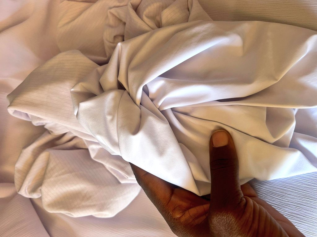 simplymistee's tweet image. Another day to help me sell the goods i have at hand 

I have 10 Lycra inner caps and two Chantilly inner caps

Lycra inner cap:#1000 each

Chantilly inner cap:#1500

Kindly patronize me 🙏🏿