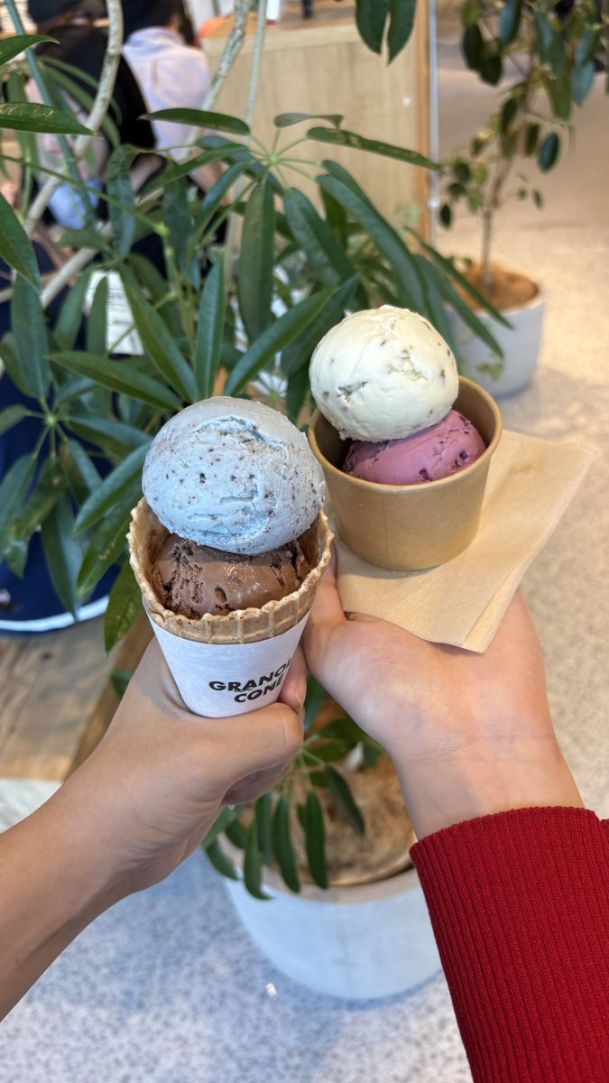 rengengen's tweet photo. 無印のアイス美味しい🍨 https://t.co/eOw5CxCgmJ