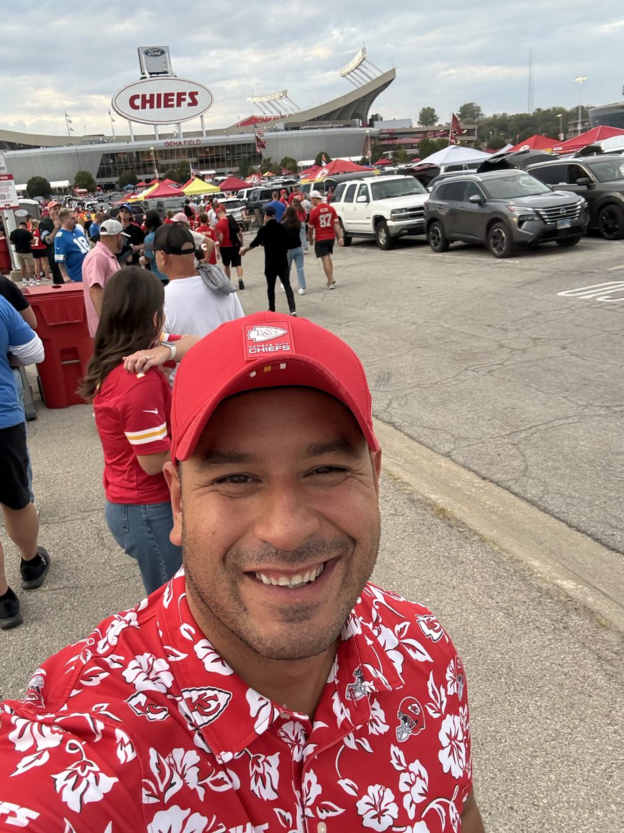 StuardJS's tweet image. Go Chiefs!!