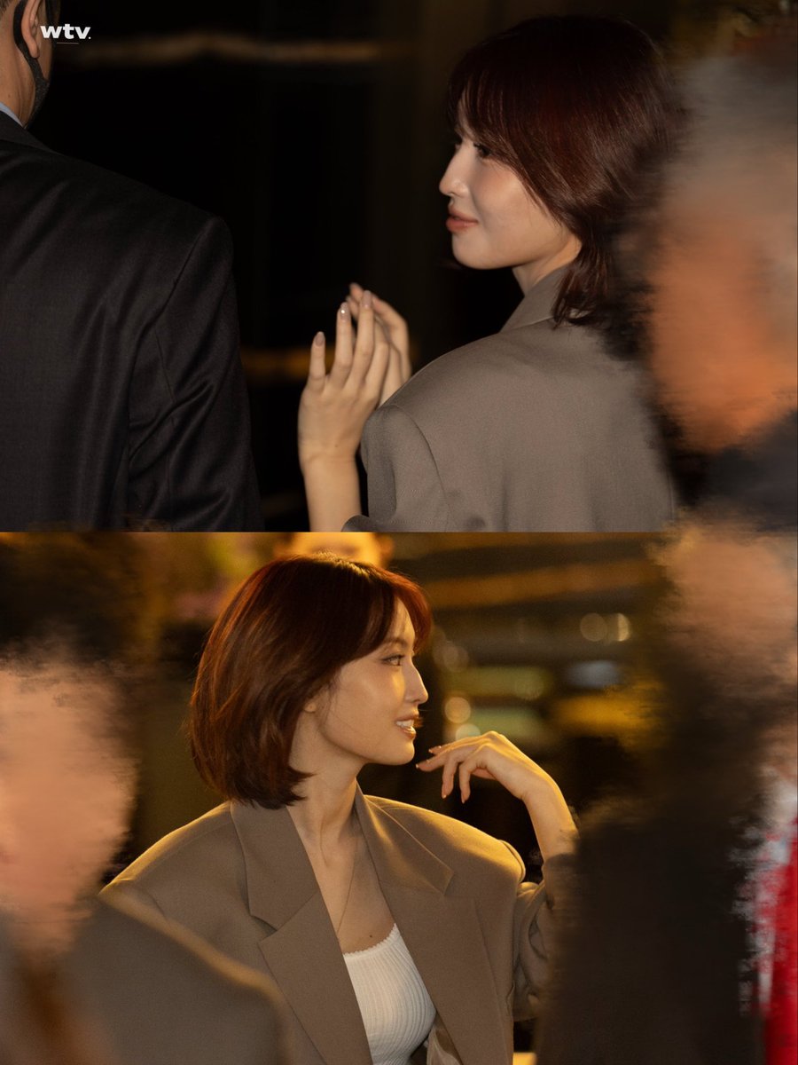momosfeed's tweet photo. The Jawline is so perfect 

#AMAFFIxMOMO https://t.co/JR6rIYDzTf