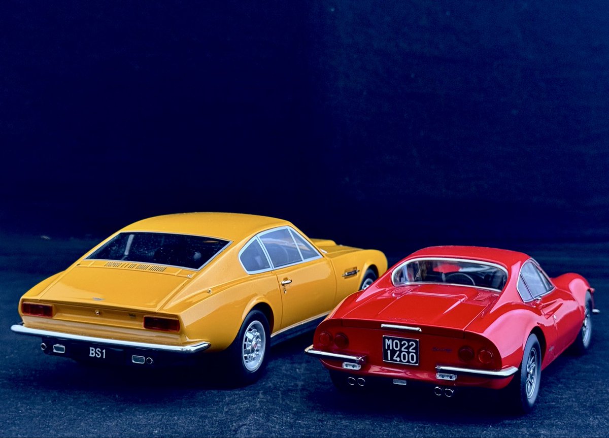 新製品のノレブのディノ246GTを入手
これで念願のあのドラマの劇中車が揃った。