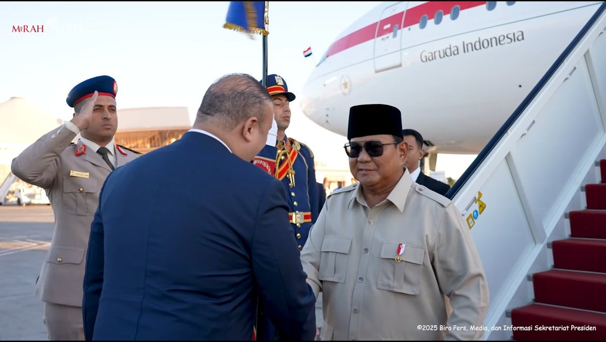 Ranosint's tweet photo. ✈️🇮🇩🇪🇬 President Prabowo Subianto has arrived in Sharm El Sheikh, Egypt, to attend the Sharm El Sheikh Peace Summit. https://t.co/6F00eVlC4R