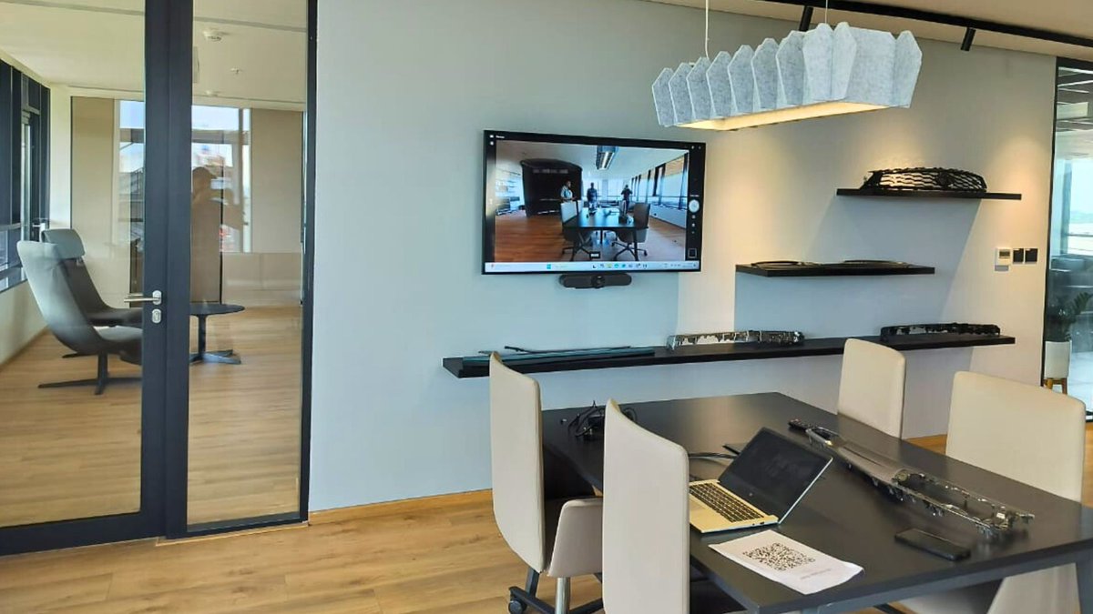 AllwaveAV's tweet image. All Wave AV Systems delivered a multi-floor AV Solutions deployment for Peter-Lacke India with BYOD &amp;amp; Teams Rooms, interactive boardrooms, and digital signage, creating a future-ready workplace.

#AVSolutions #SmartWorkplace #RoomScheduling #AVExcellence #AllWaveAV