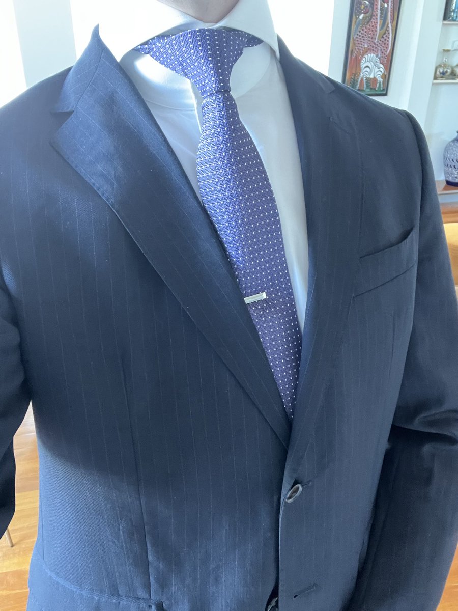 Melbsuit tweet media