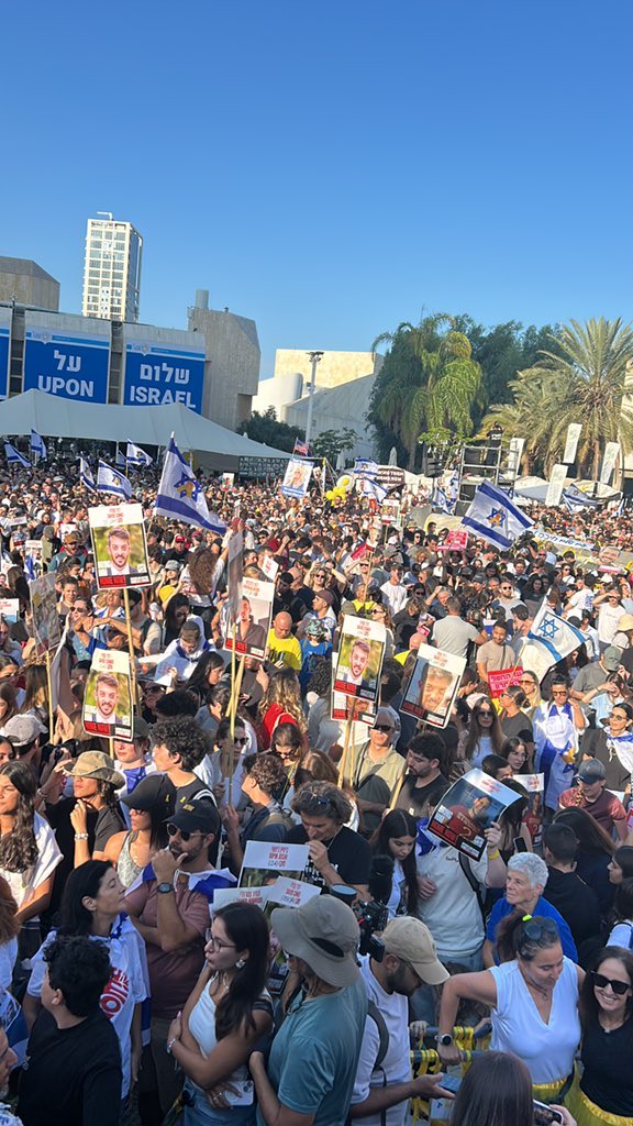 Claire_V0ltaire's tweet photo. Spiritually Israeli 💙 https://t.co/euoSo0dhLY